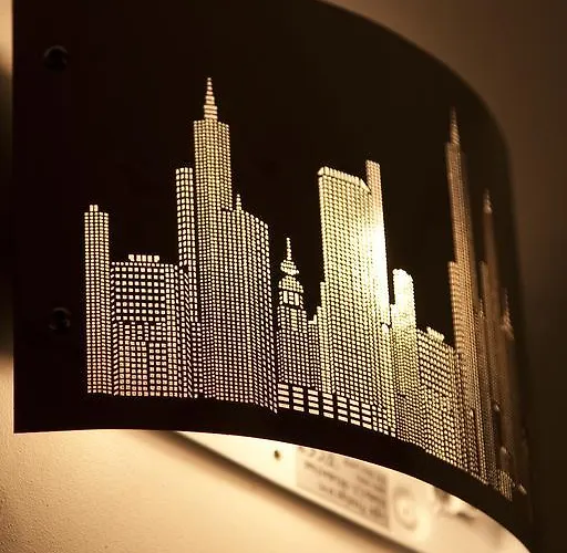 Swietokrzyska * وارسو