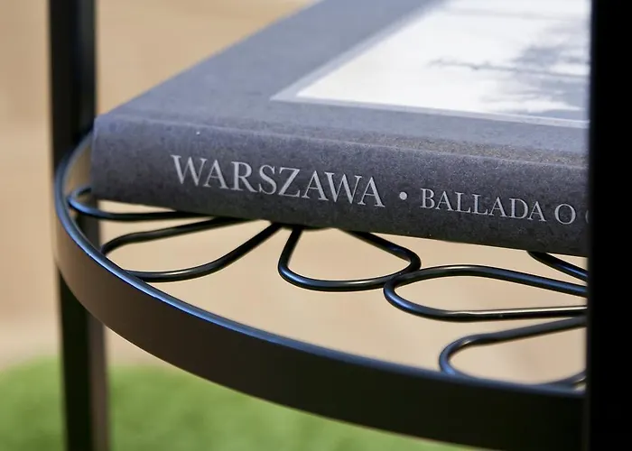 شقة Swietokrzyska وارسو