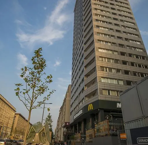 شقة Swietokrzyska