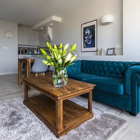 Swietokrzyska Apartment