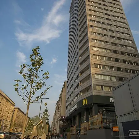 Lägenhet Swietokrzyska